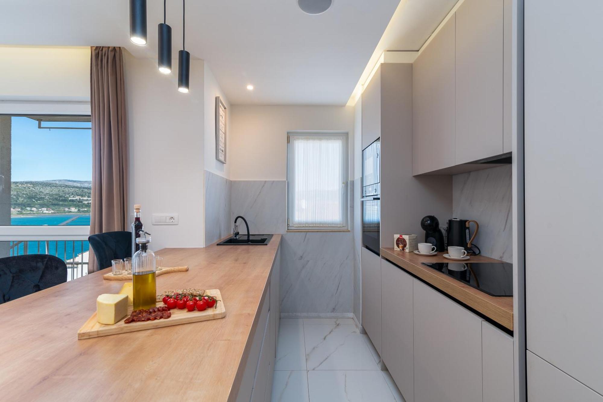 Lazure Serenity Трогир Екстериор снимка