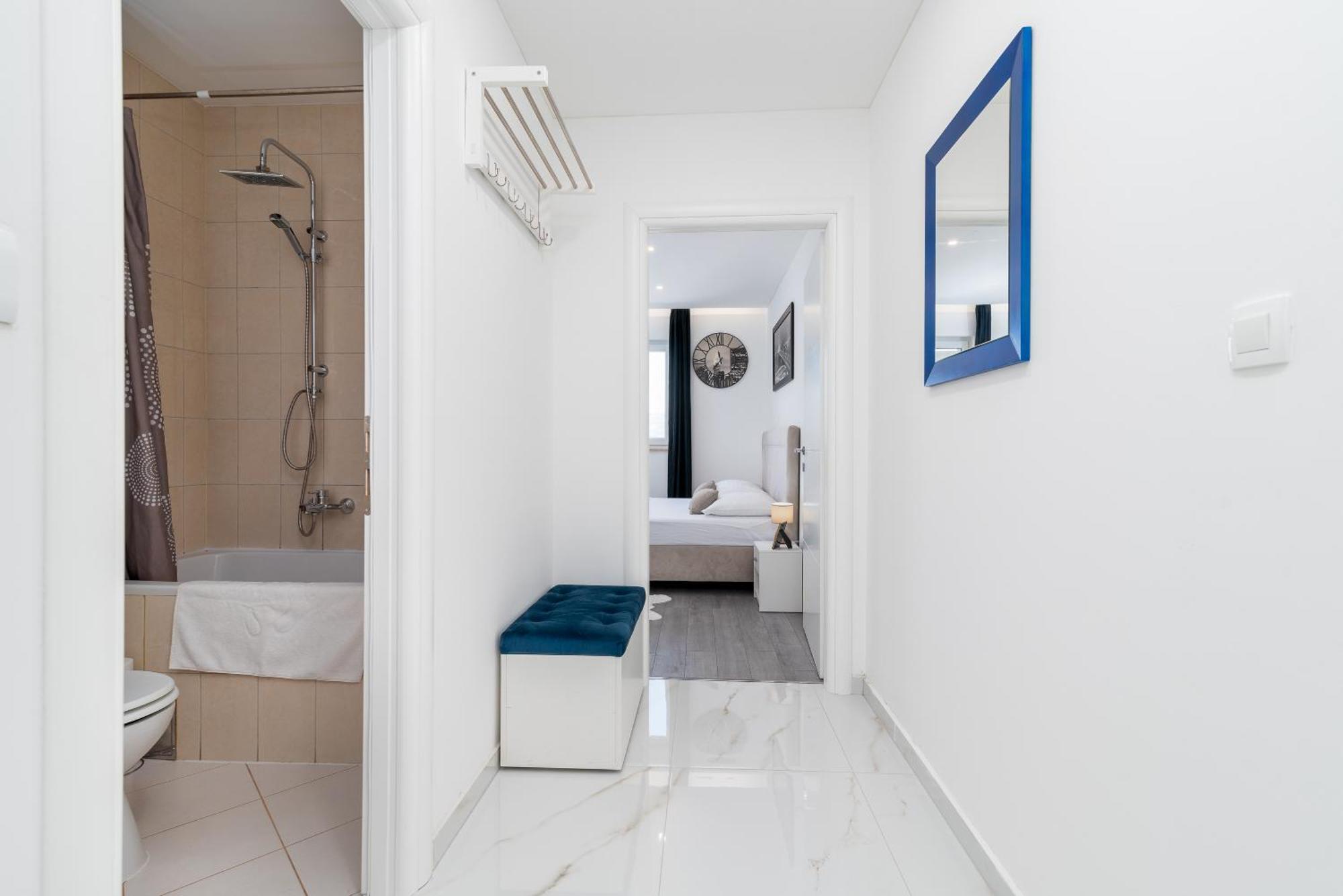 Lazure Serenity Трогир Екстериор снимка